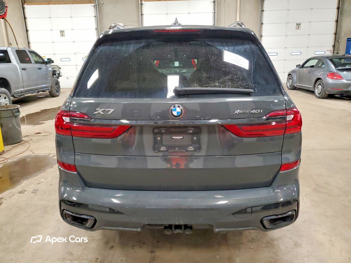 BMW X7 2022
