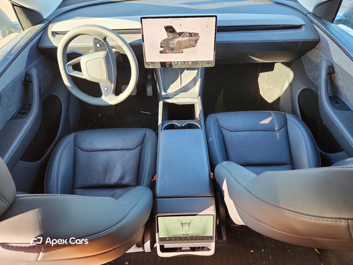 Tesla Model Y 2026