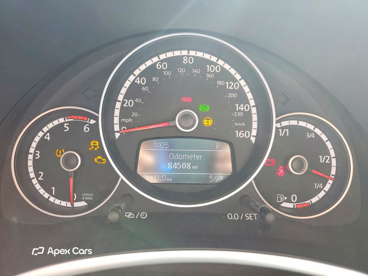 Volkswagen Beetle 2014