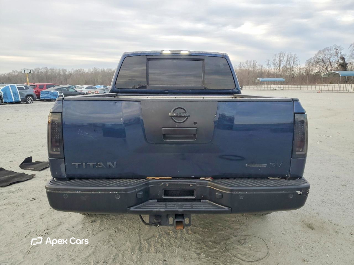 Nissan Titan 2011
