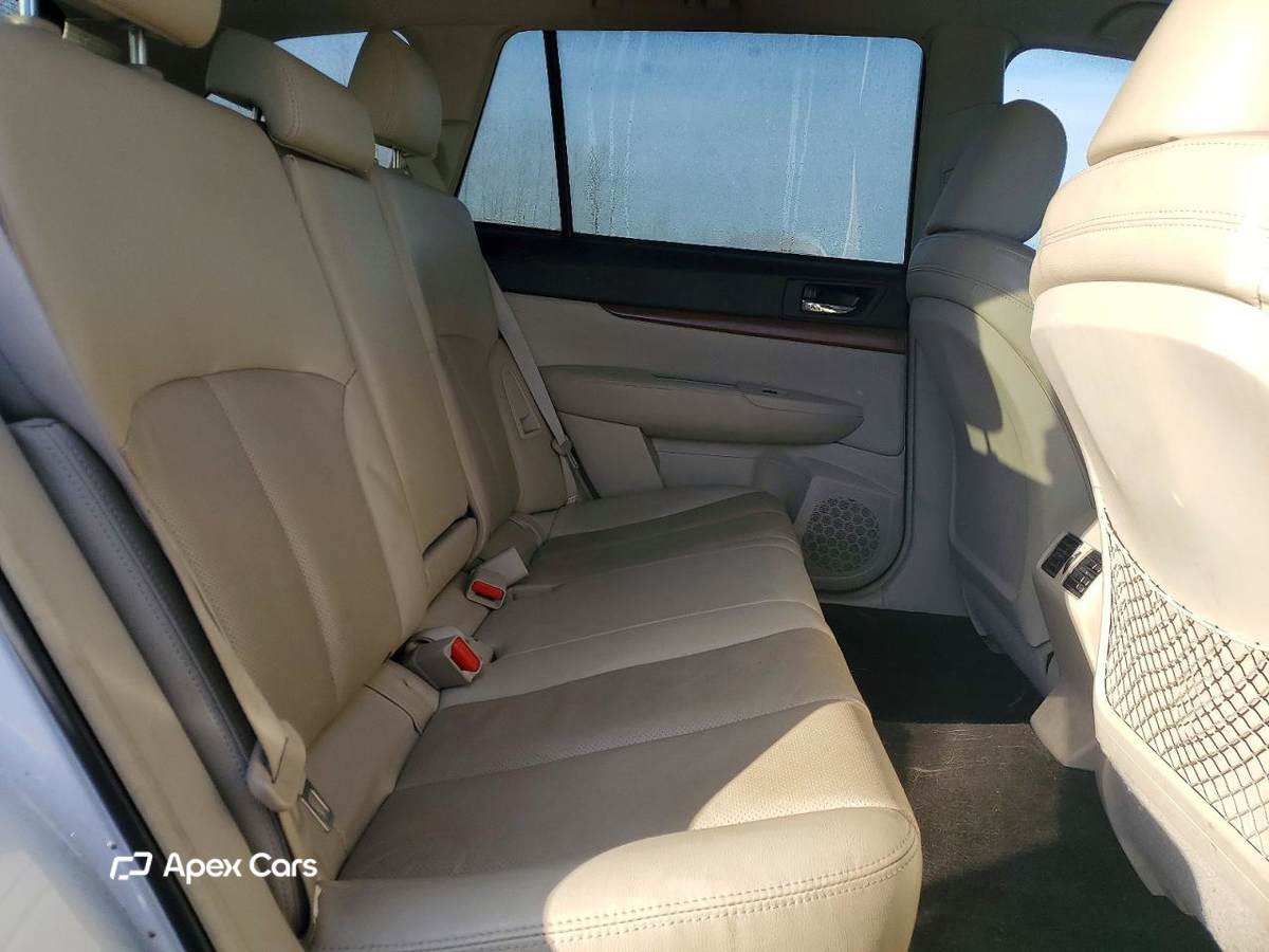 Subaru Outback 2013