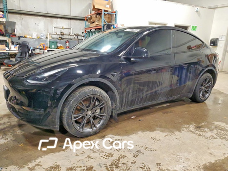 Tesla Model Y 2024 - Image 1 of 13