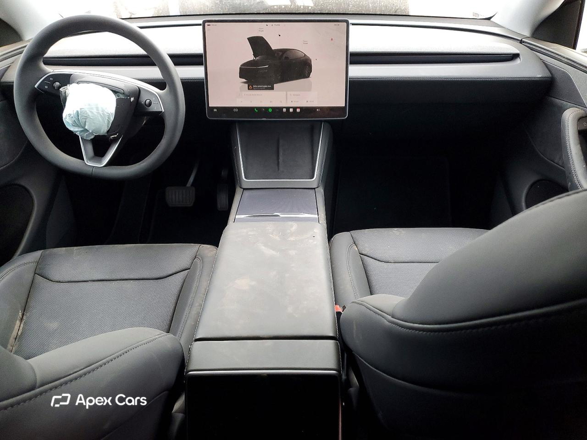 Tesla Model Y 2026