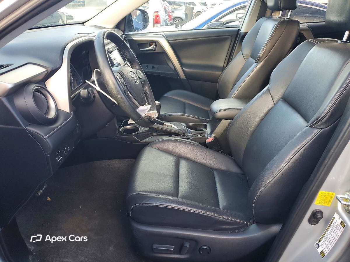 Toyota RAV 4 2015