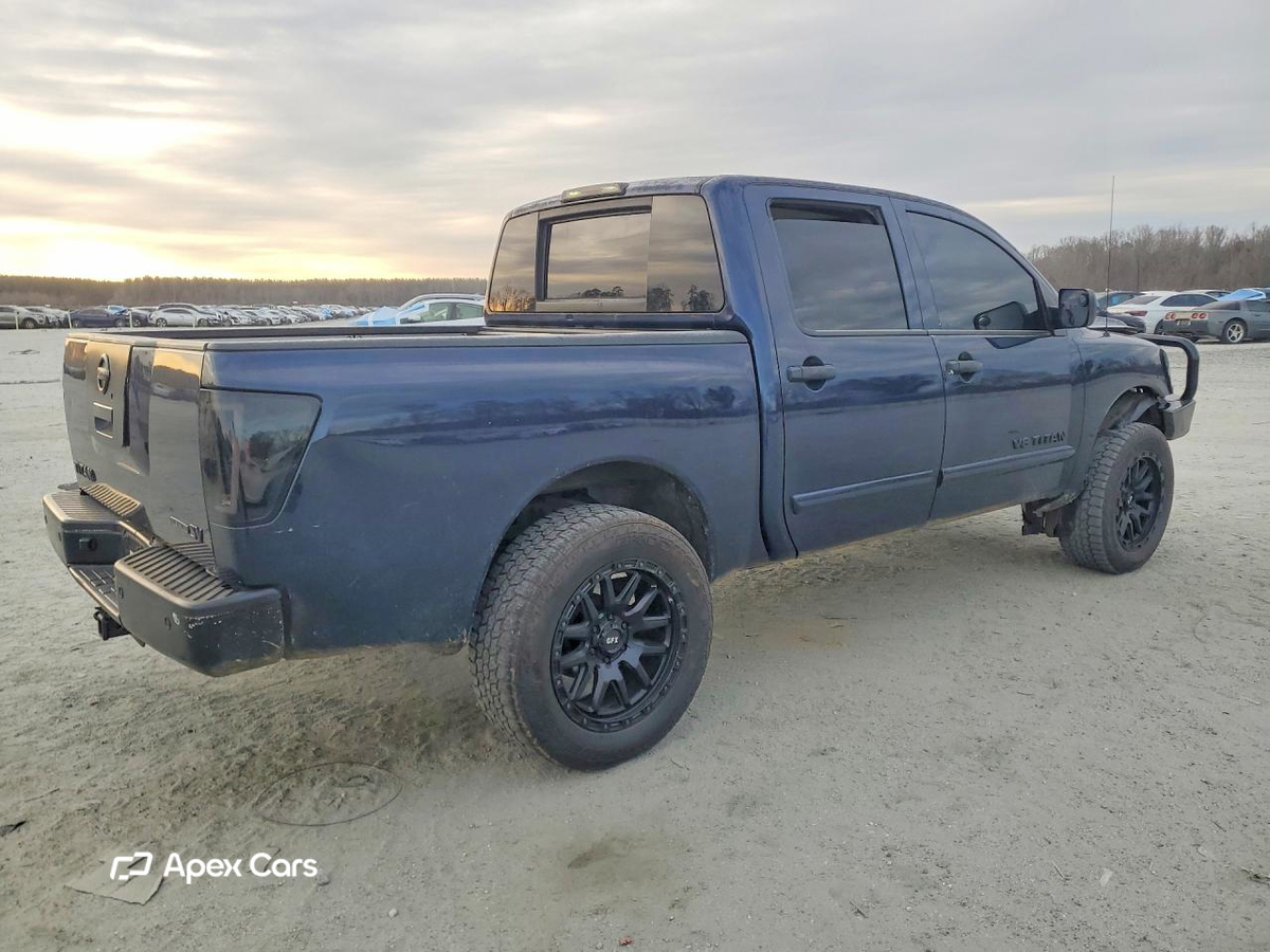 Nissan Titan 2011
