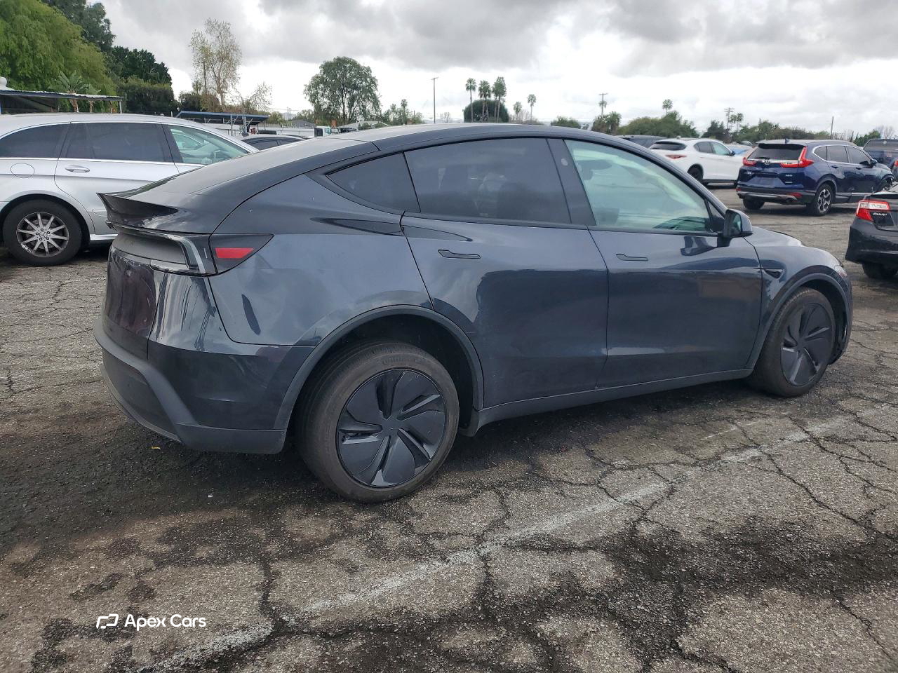 Tesla Model Y 2026