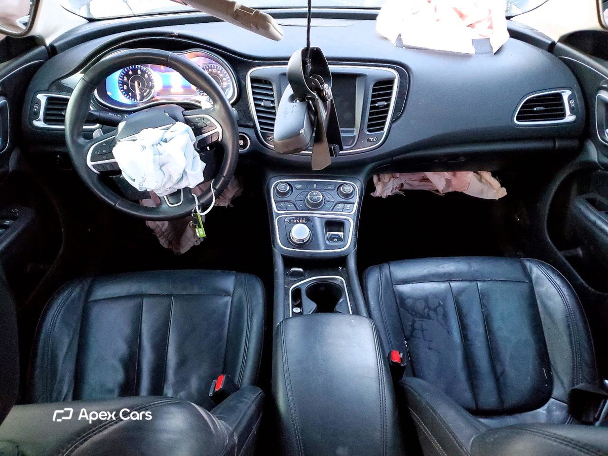 Chrysler 200 2015
