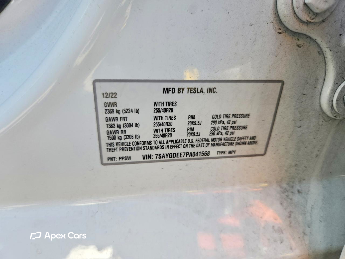 Tesla Model Y 2023