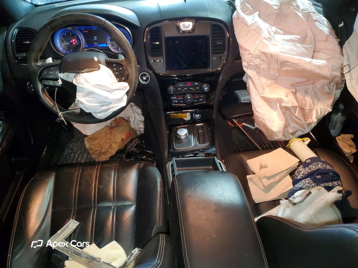 Chrysler 300 2019