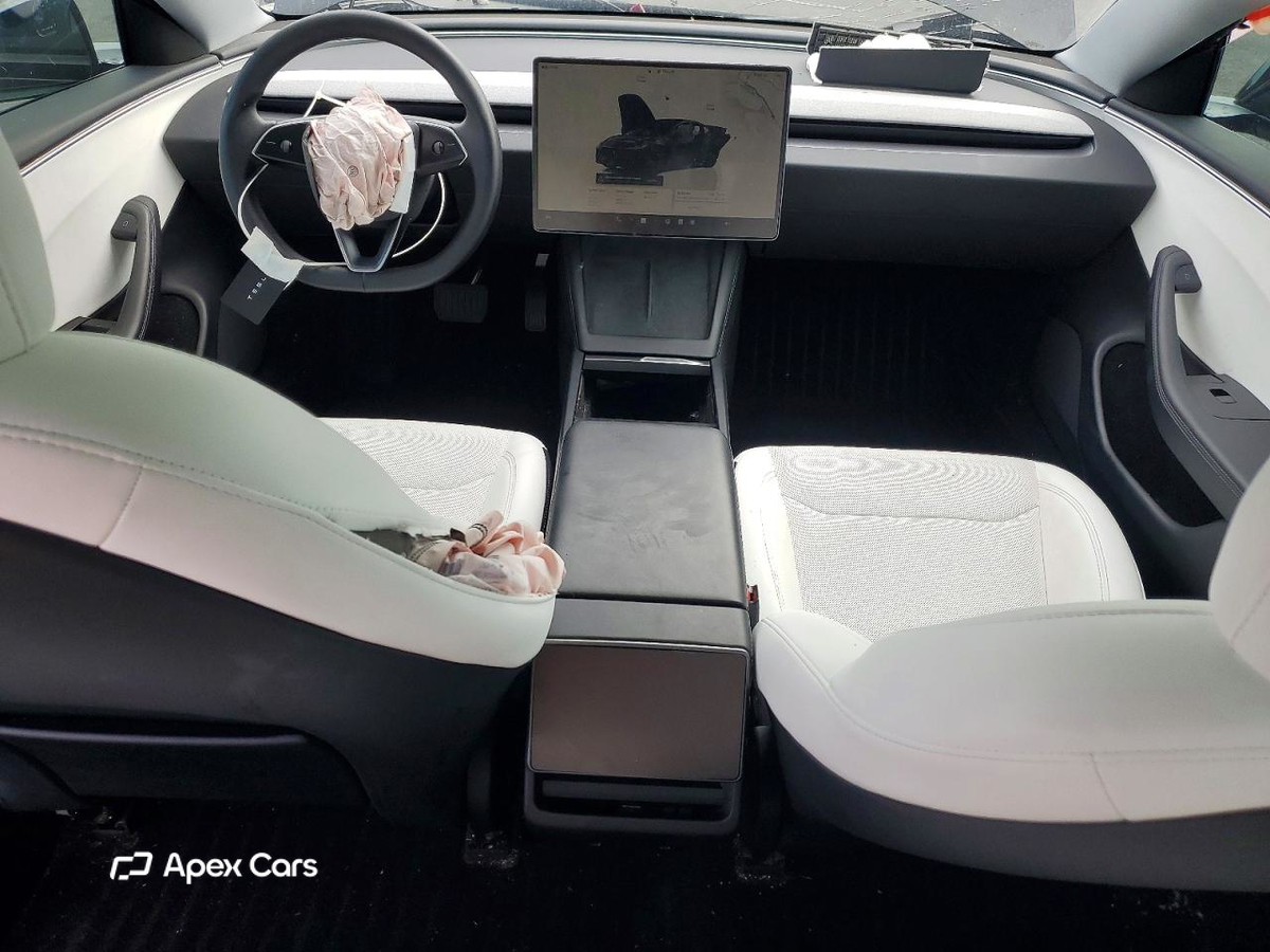 Tesla Model 3 2025