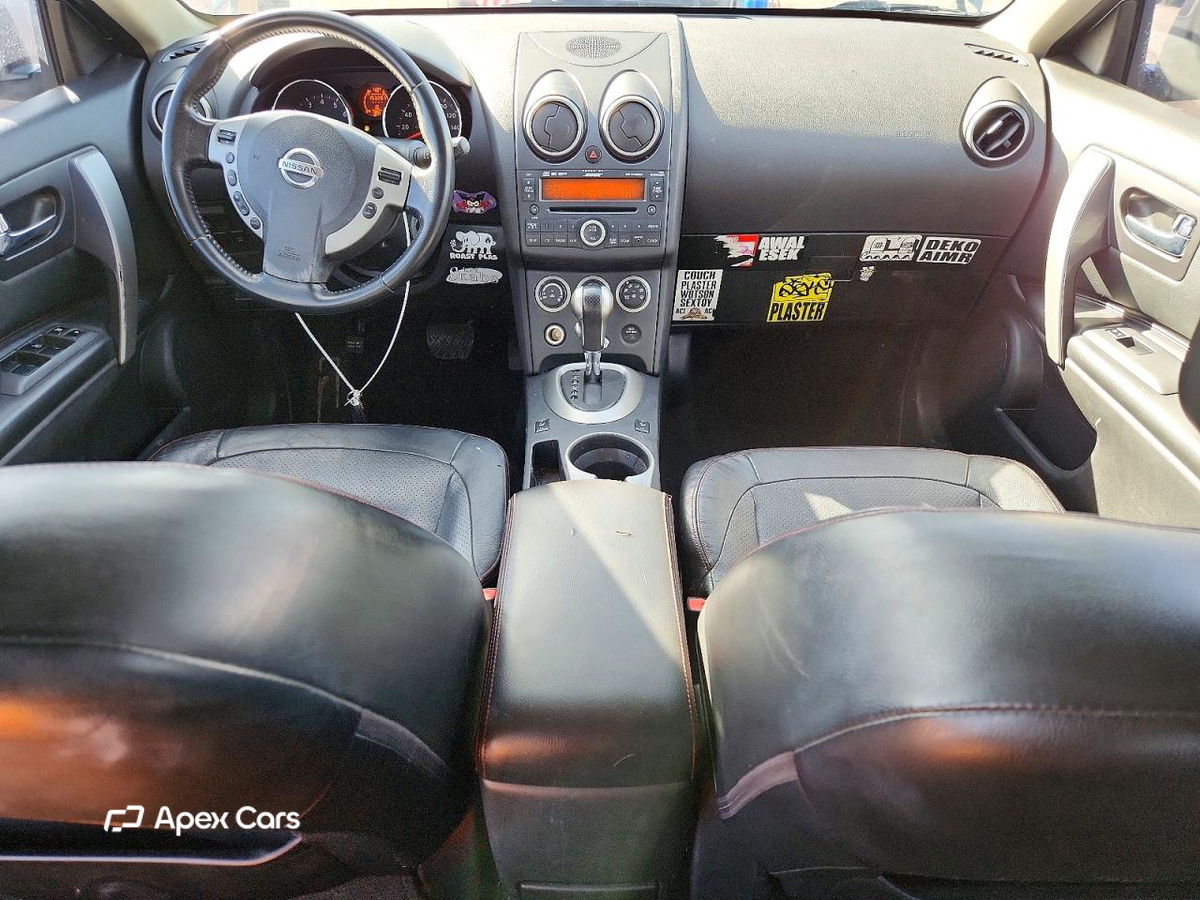 Nissan Rogue 2010