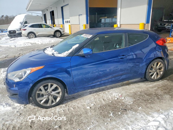 2016 Hyundai Veloster - Image 1 of 5