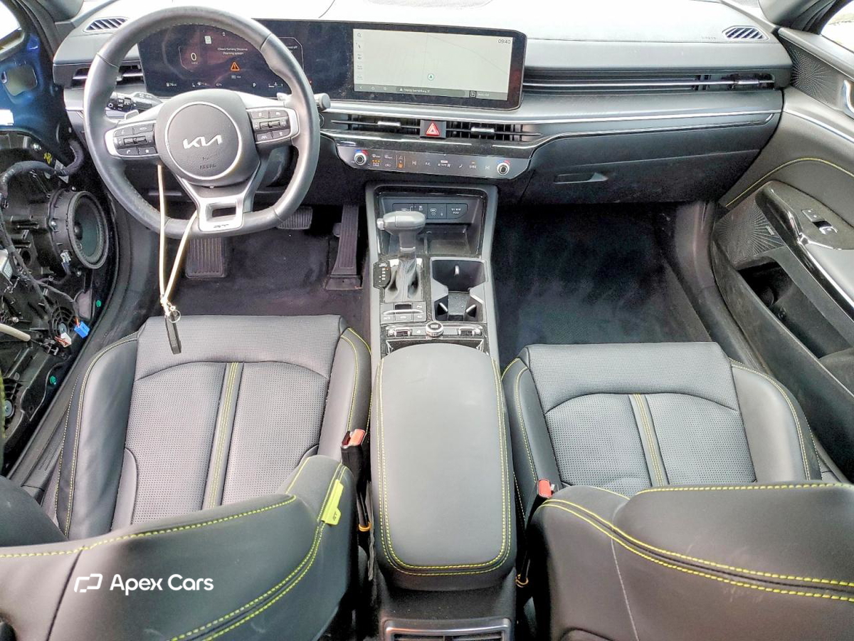 Kia K5 2025