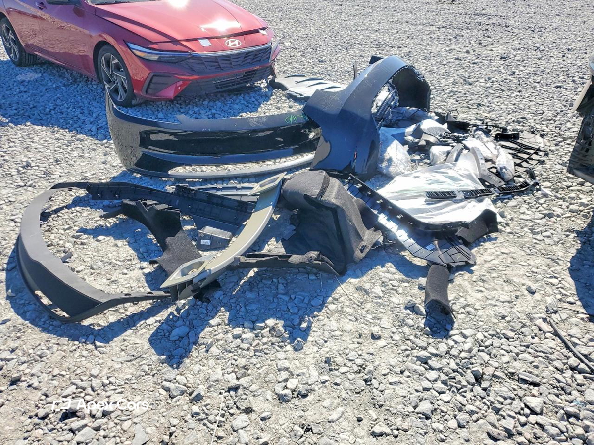 Tesla Model 3 2025