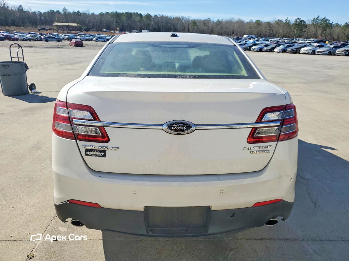 Ford Taurus 2013