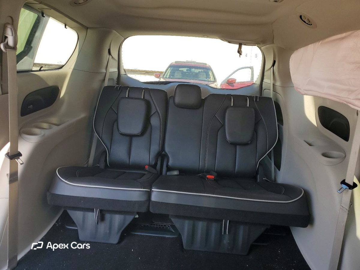 Chrysler Pacifica 2023
