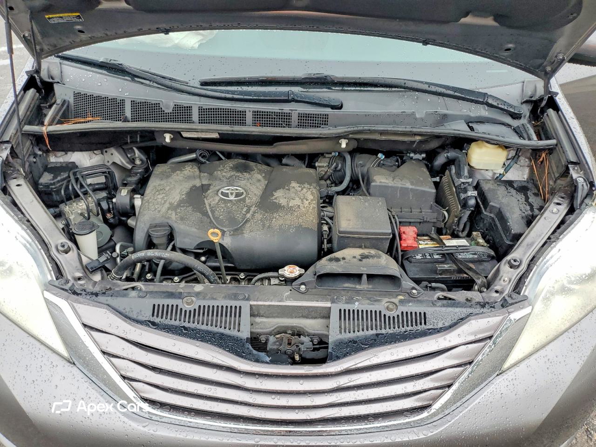 Toyota Sienna 2017