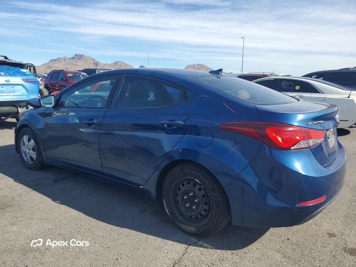 Hyundai Elantra 2016