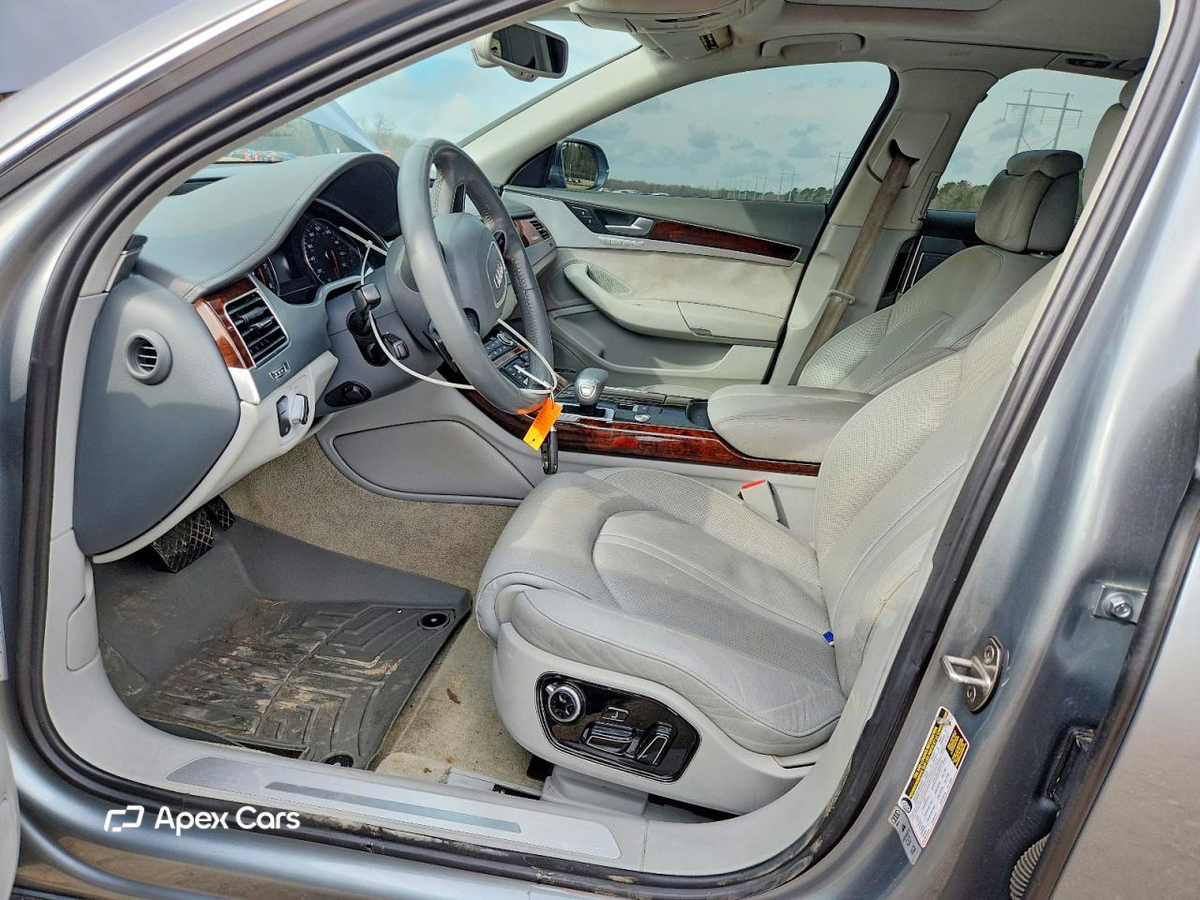 Audi A8 2013