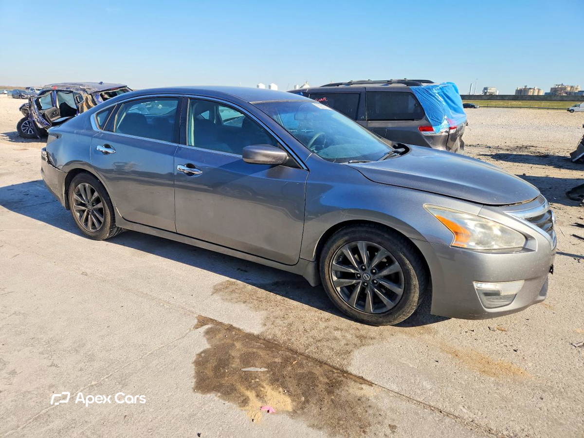Nissan Altima 2015