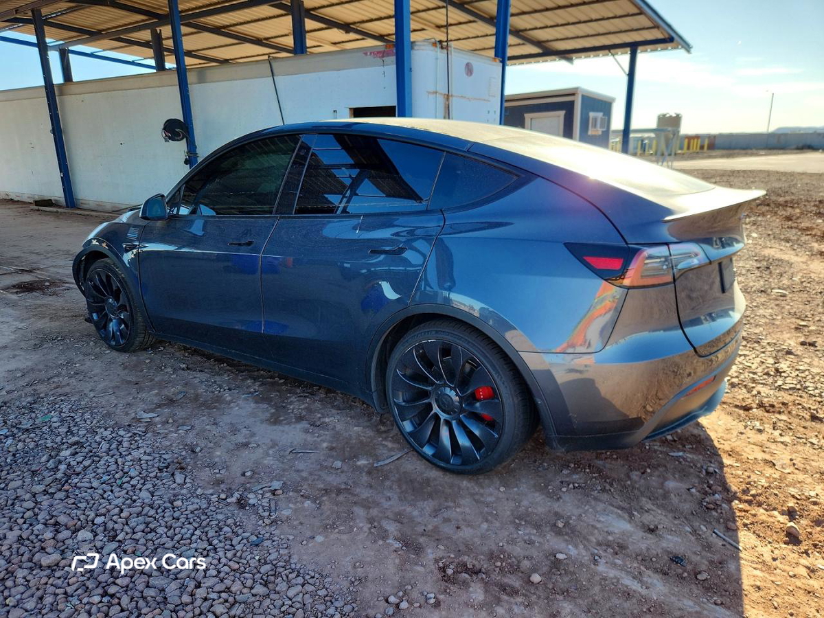 Tesla Model Y 2022