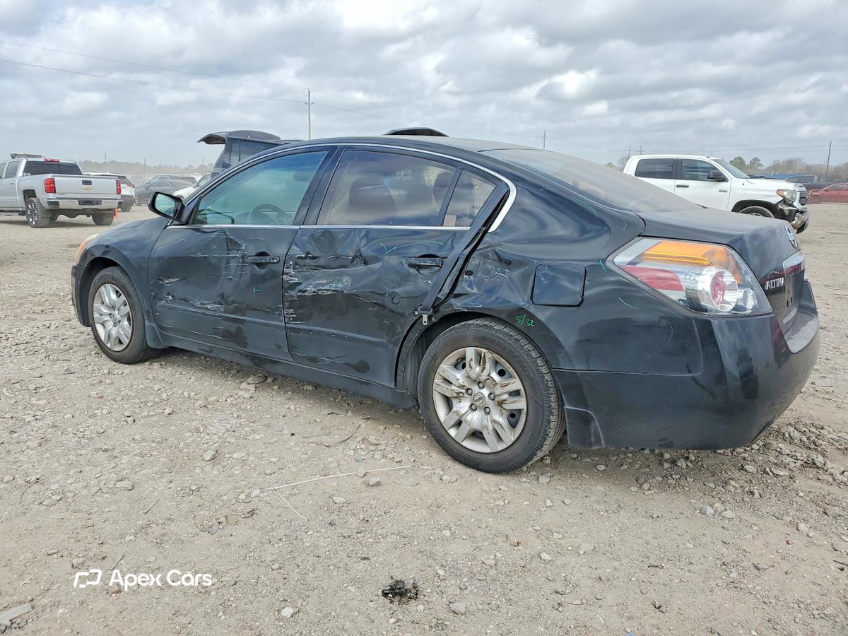 Nissan Altima 2012