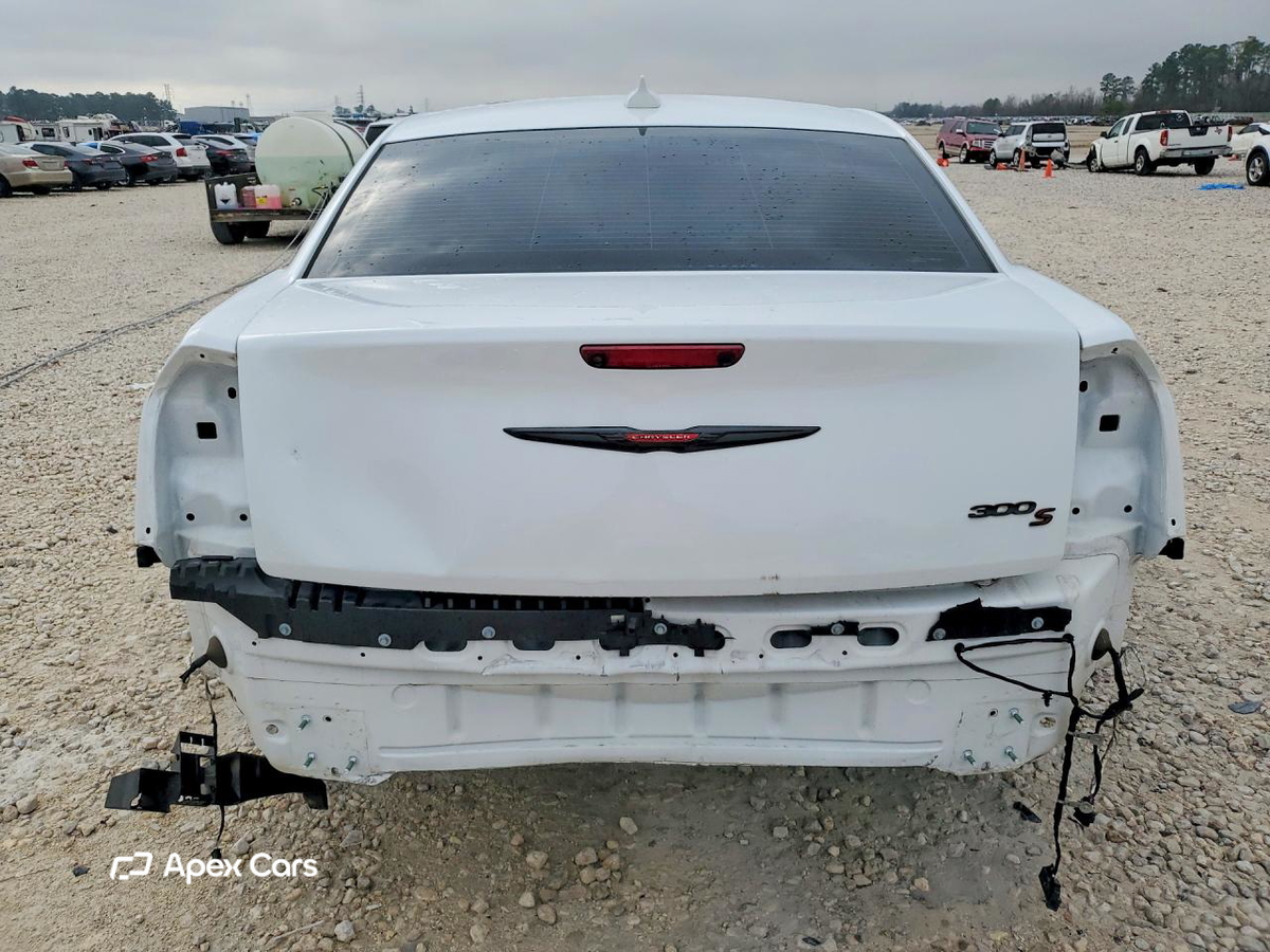 Chrysler 300 2021