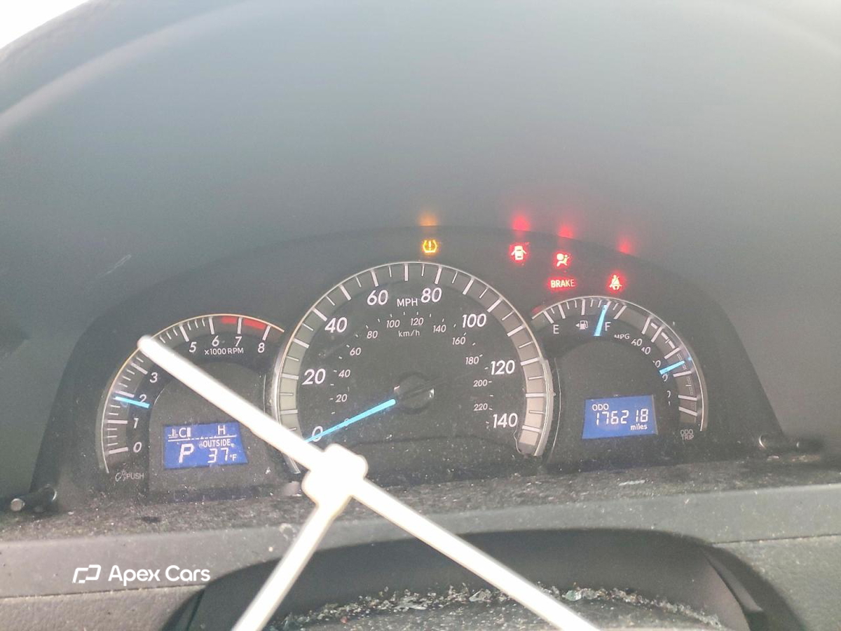 Toyota Camry 2012