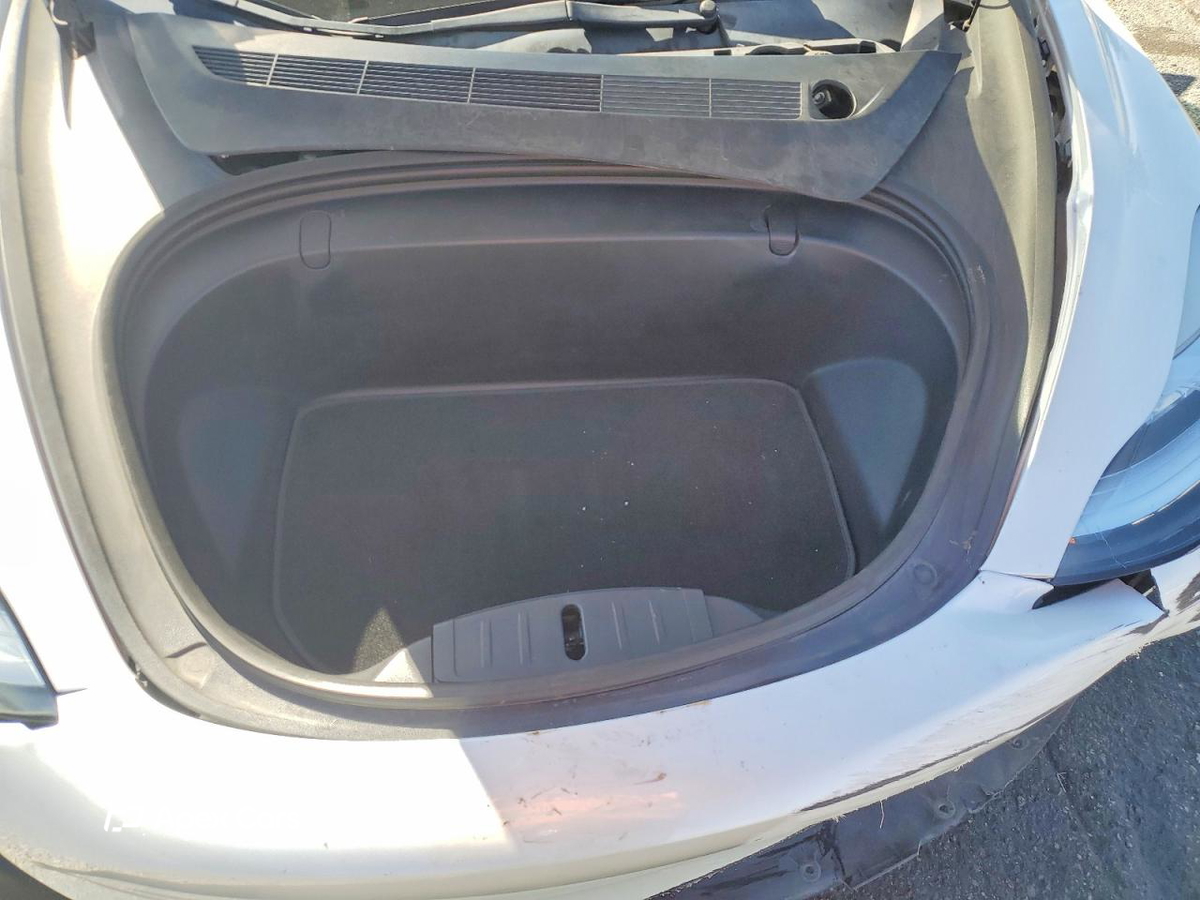 Tesla Model 3 2018