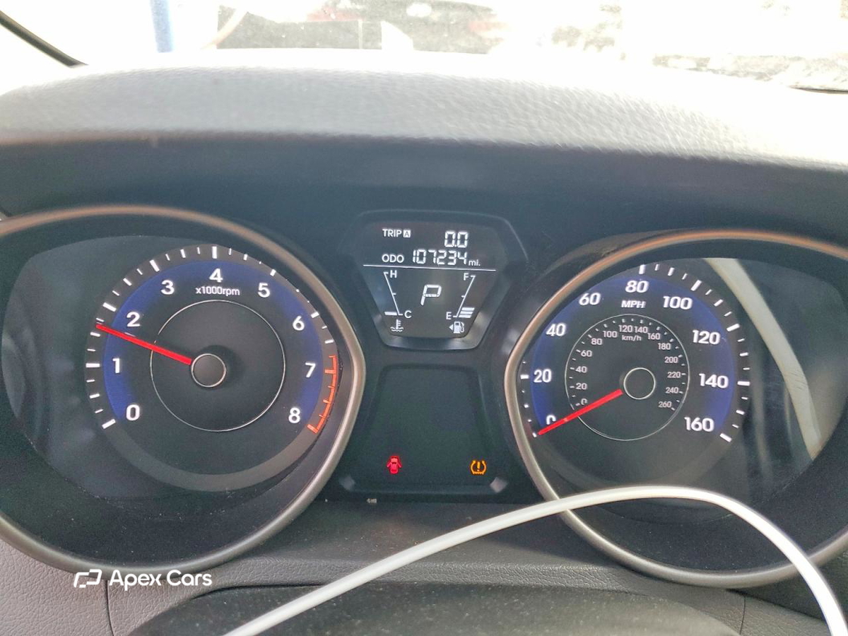 Hyundai Elantra 2013