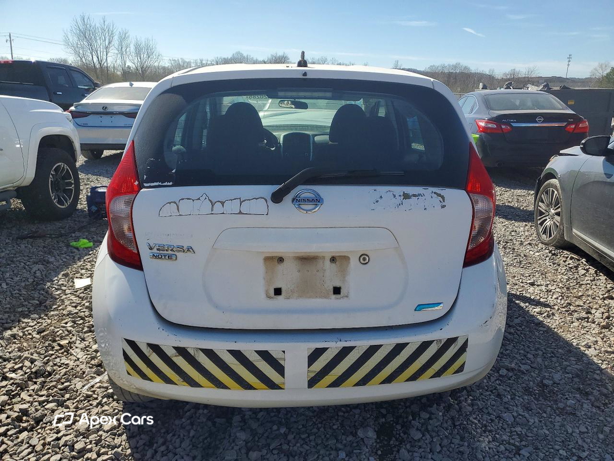 Nissan Versa 2016