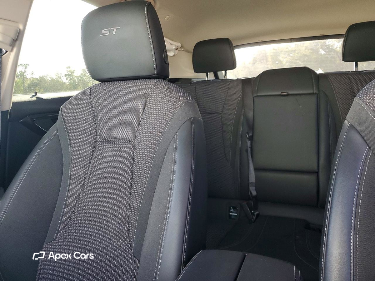 Buick Envision 2023