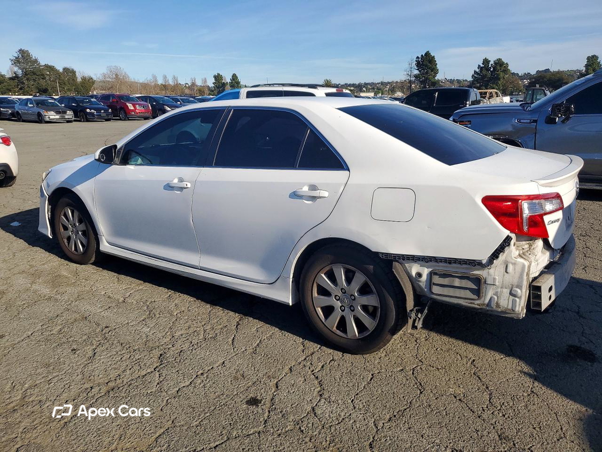 Toyota Camry 2012