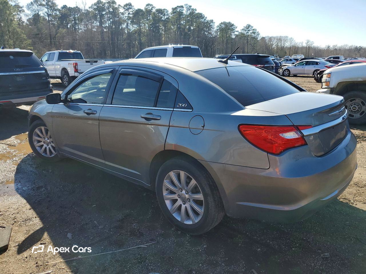 Chrysler 200 2011