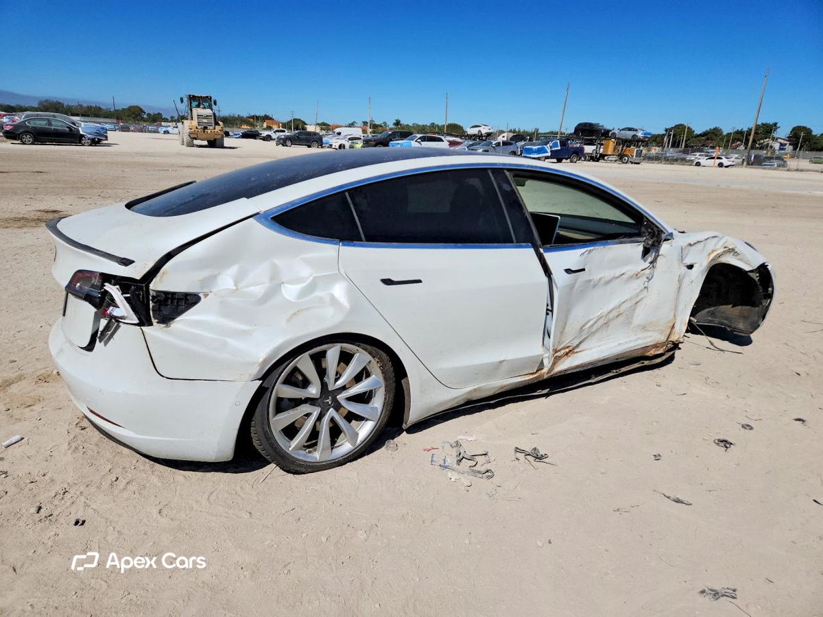 Tesla Model 3 2019