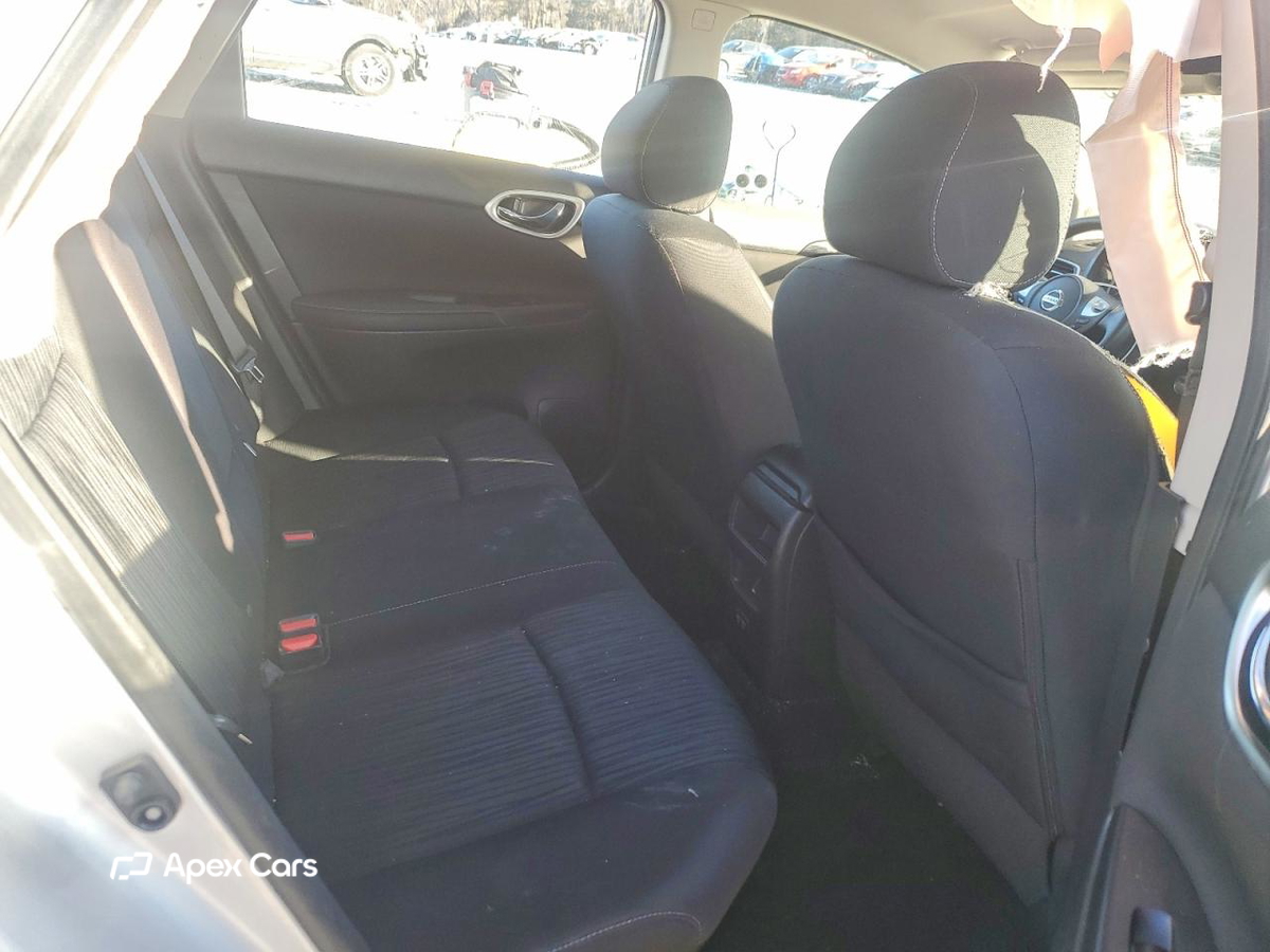 Nissan Sentra 2019