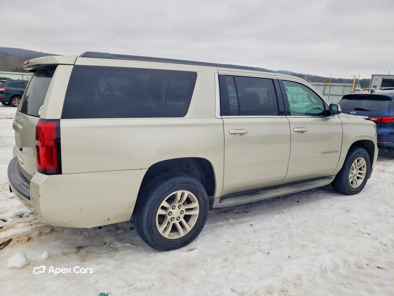 Chevrolet Suburban 2015