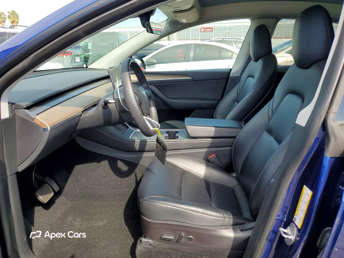 Tesla Model Y 2022