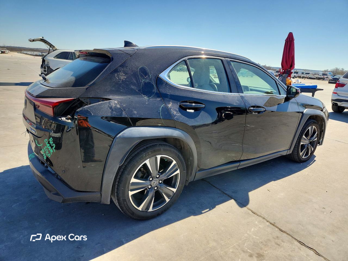 Lexus UX 2019