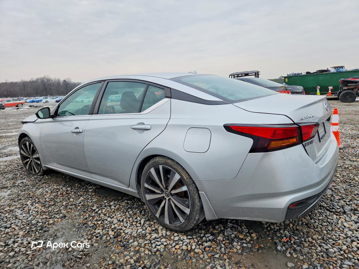 Nissan Altima 2019