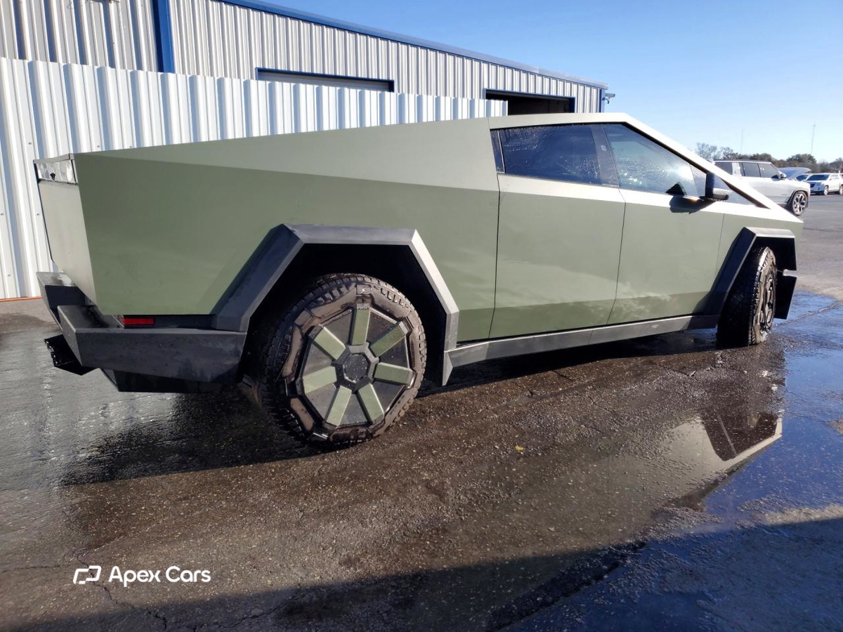 Tesla Cybertruck 2024