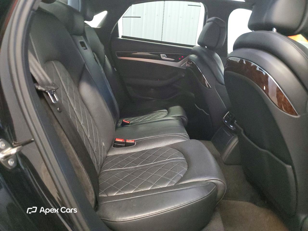Audi A8 2012