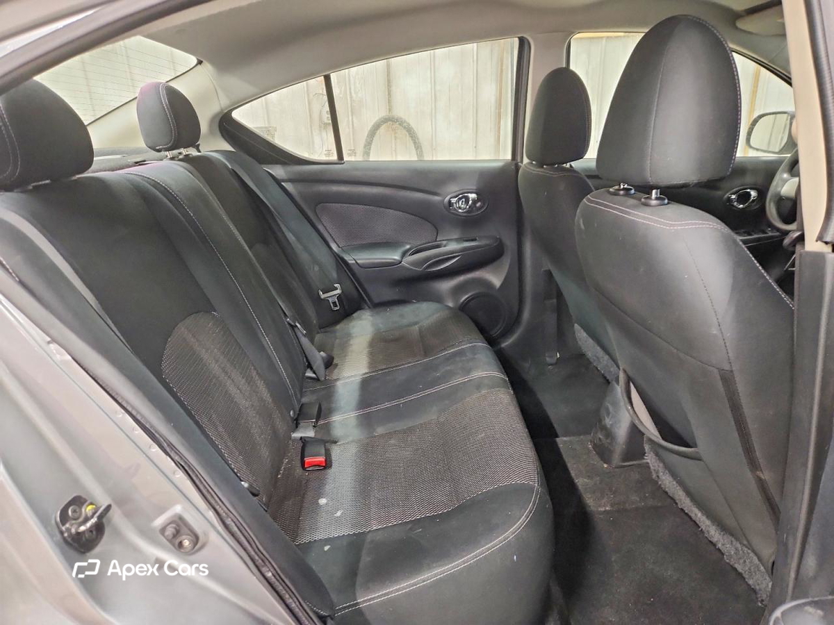 Nissan Versa 2014