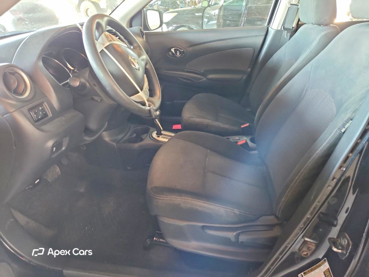 Nissan Versa 2016