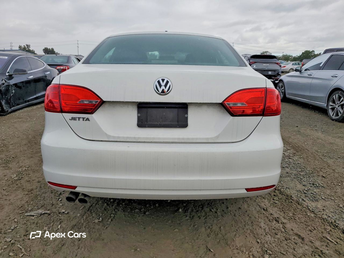 Volkswagen Jetta 2013