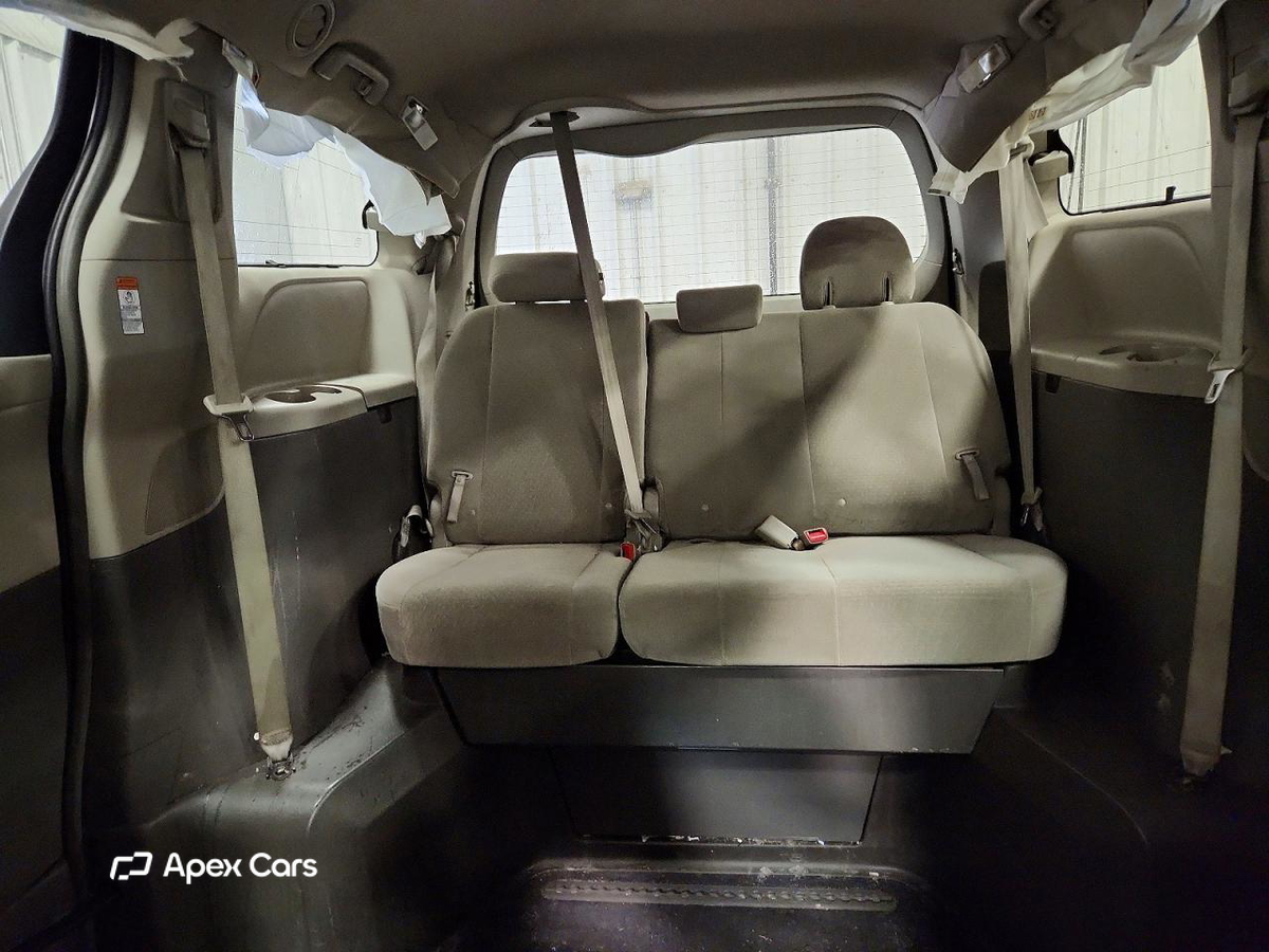 Toyota Sienna 2015