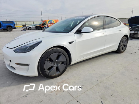Tesla Model 3 2021 - Image 1 of 13