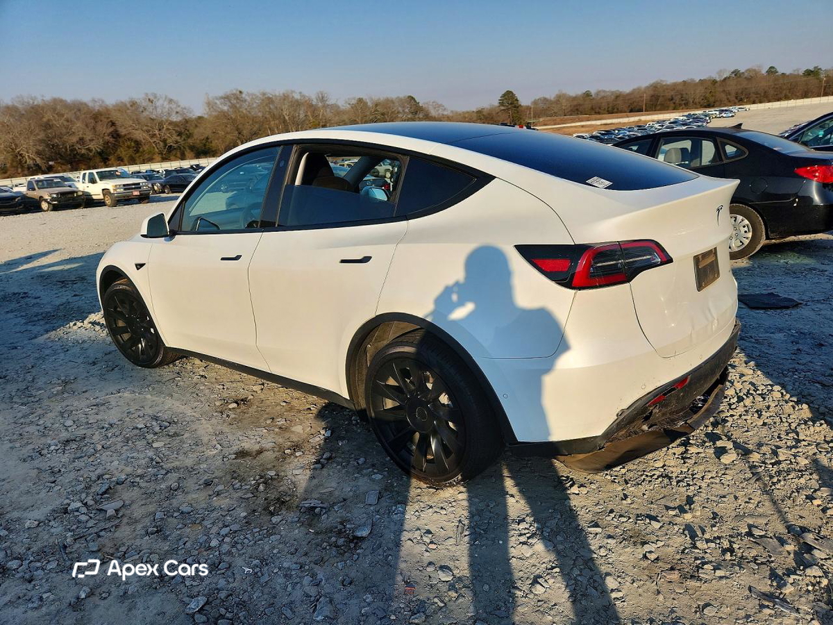 Tesla Model Y 2022