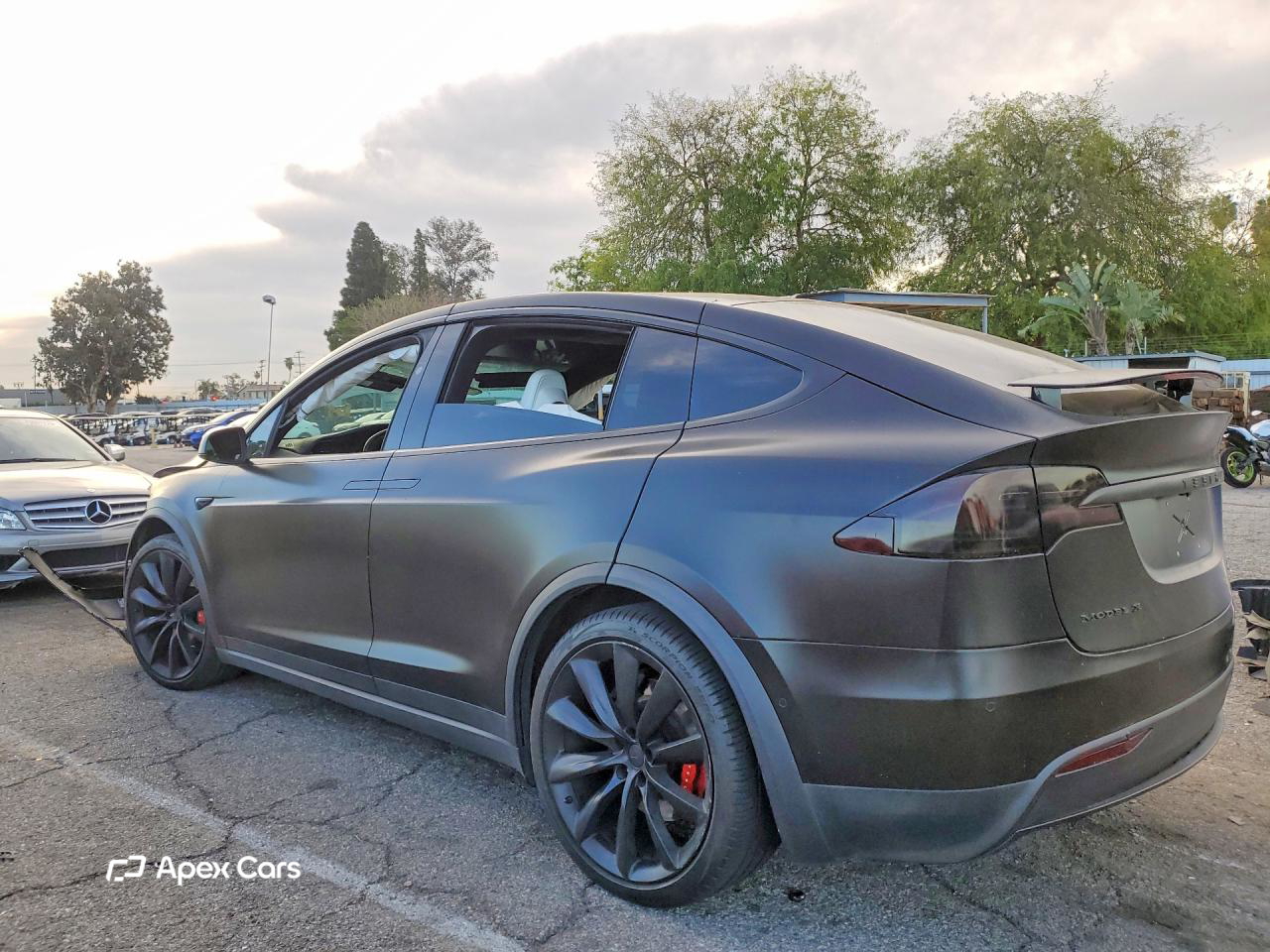 Tesla Model X 2019
