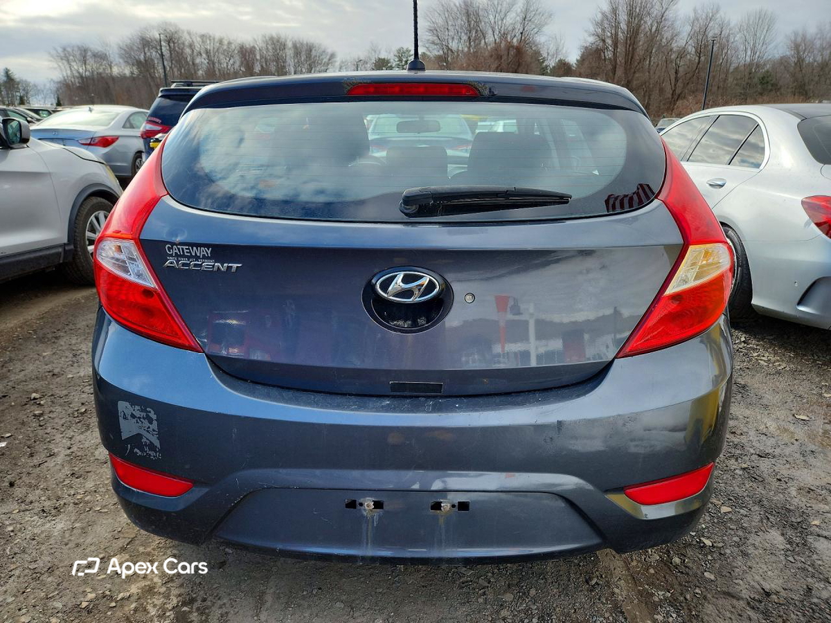 Hyundai Accent 2012
